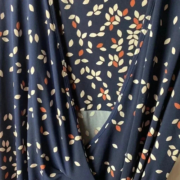 MOTHERHOOD MATERNITY WO SIZE LARGE WRAP DRESS NAVY W/ SALMON AND CREAM DESIGN - Picture 7 of 12